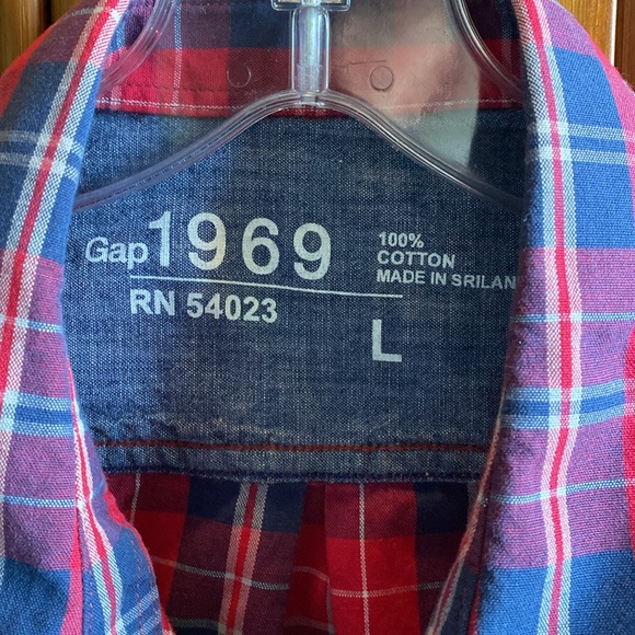 Gap Men’s Long Sleeved Plaid Shirt - Picture 3 of 13